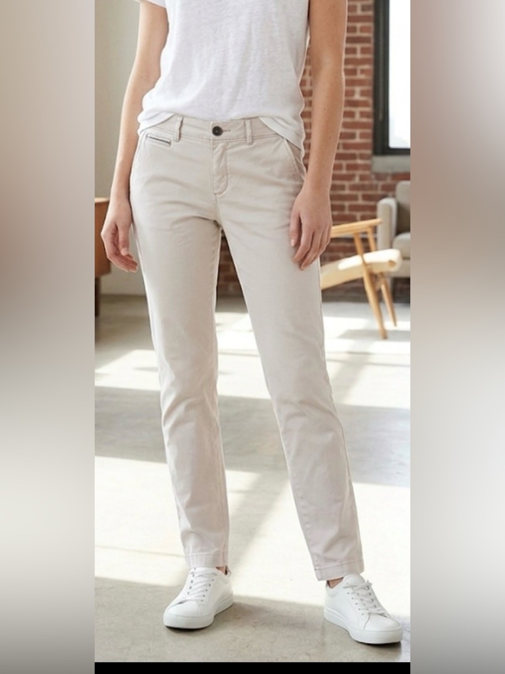 Pilcro and the letterpress Women’s Mid-Rise Hyphen Straight White Jeans